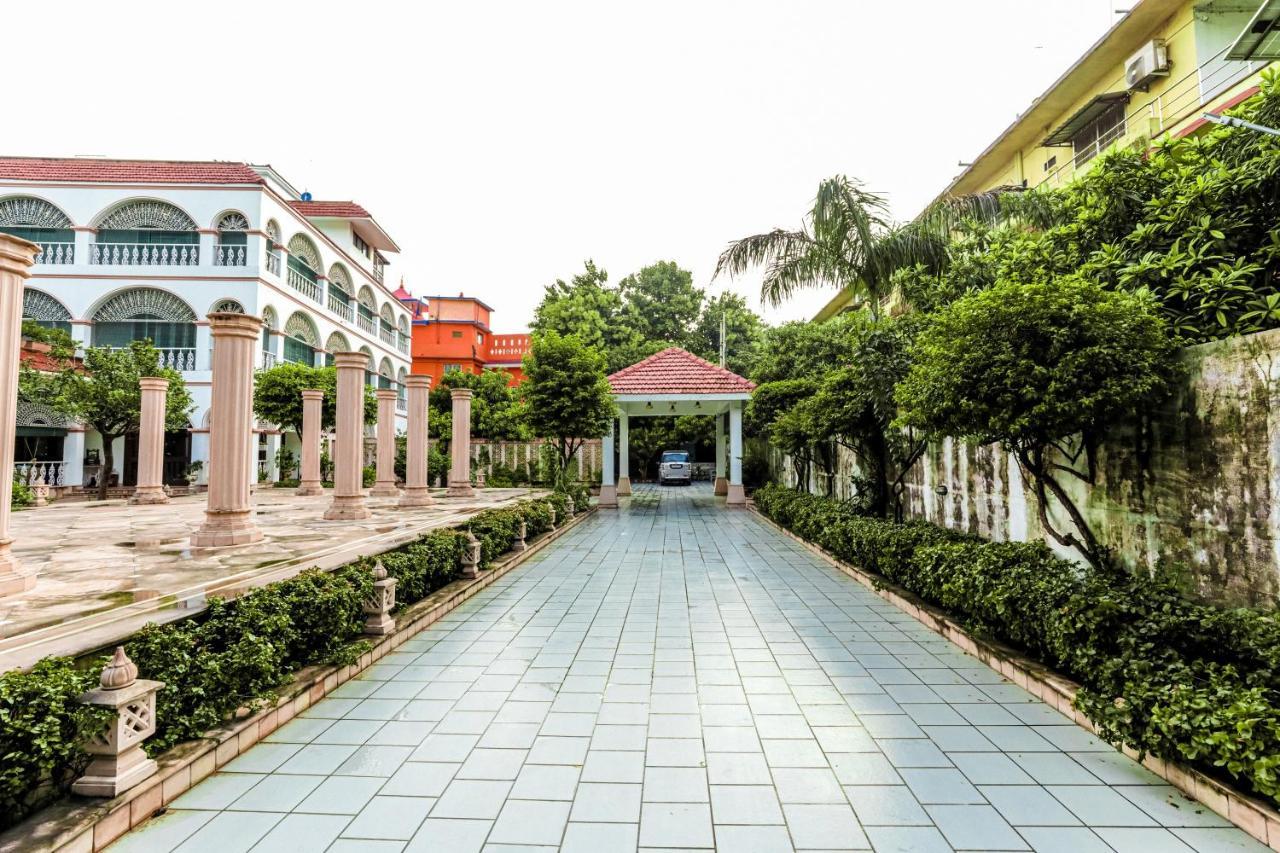 Saptapuri By Royal Orchid Hotels Limited Varanasi Ngoại thất bức ảnh
