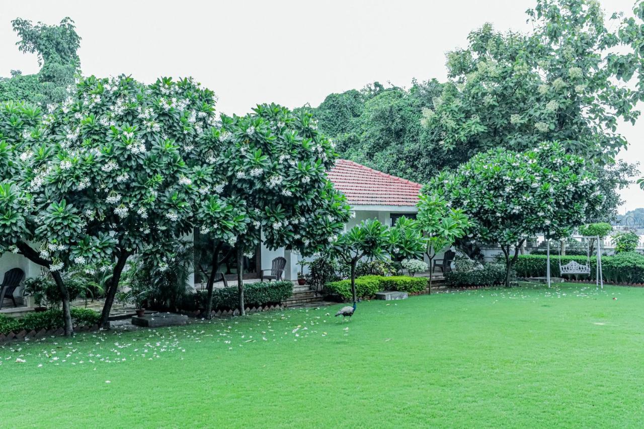 Saptapuri By Royal Orchid Hotels Limited Varanasi Ngoại thất bức ảnh
